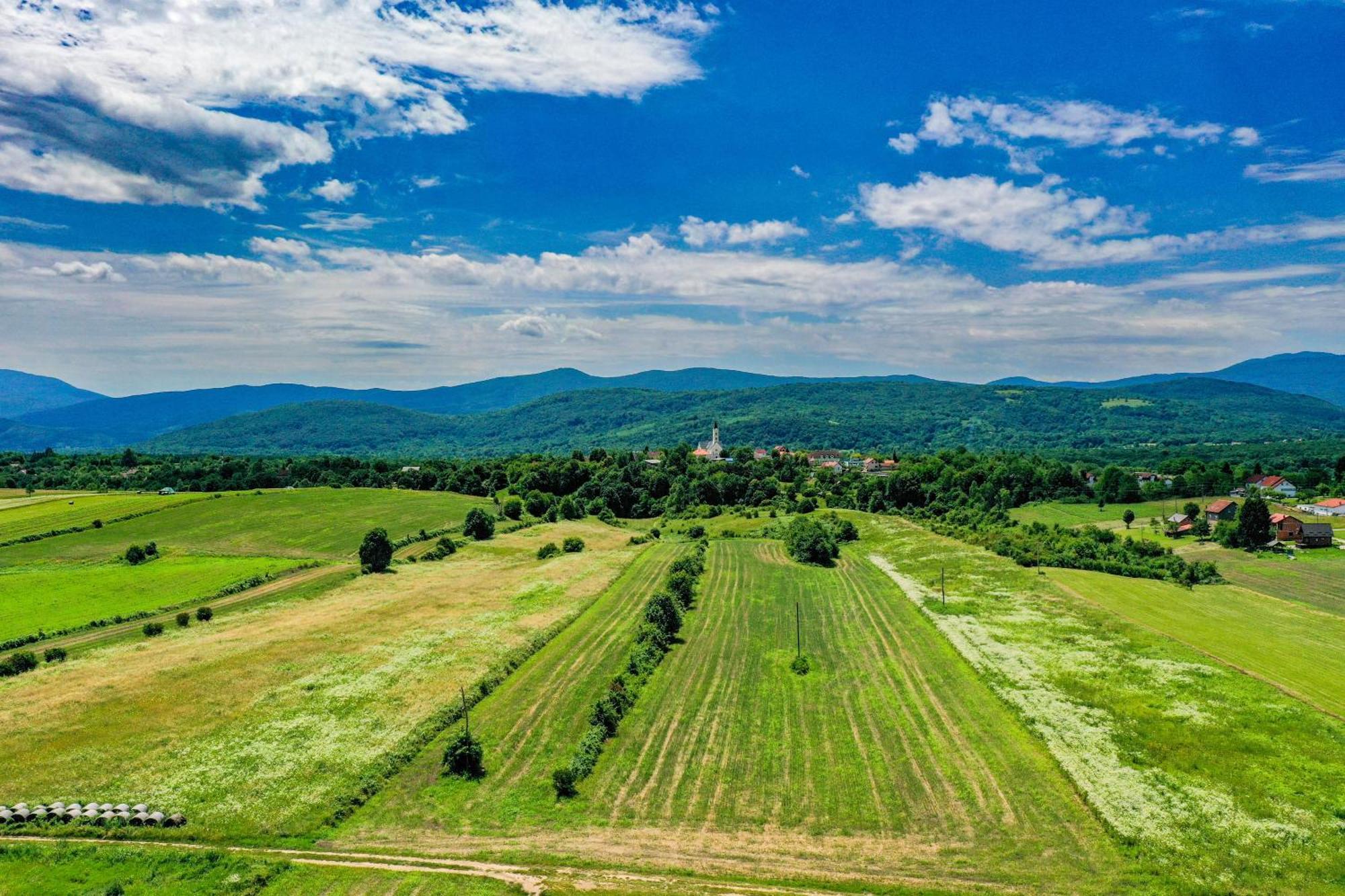 Accommodation "Old Town Dreznik" Rakovica Eksteriør bilde